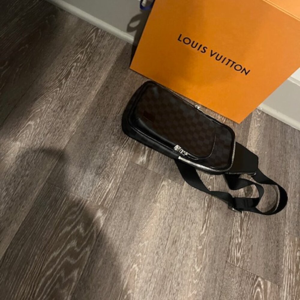 Louis Vuitton Cross Body Bag